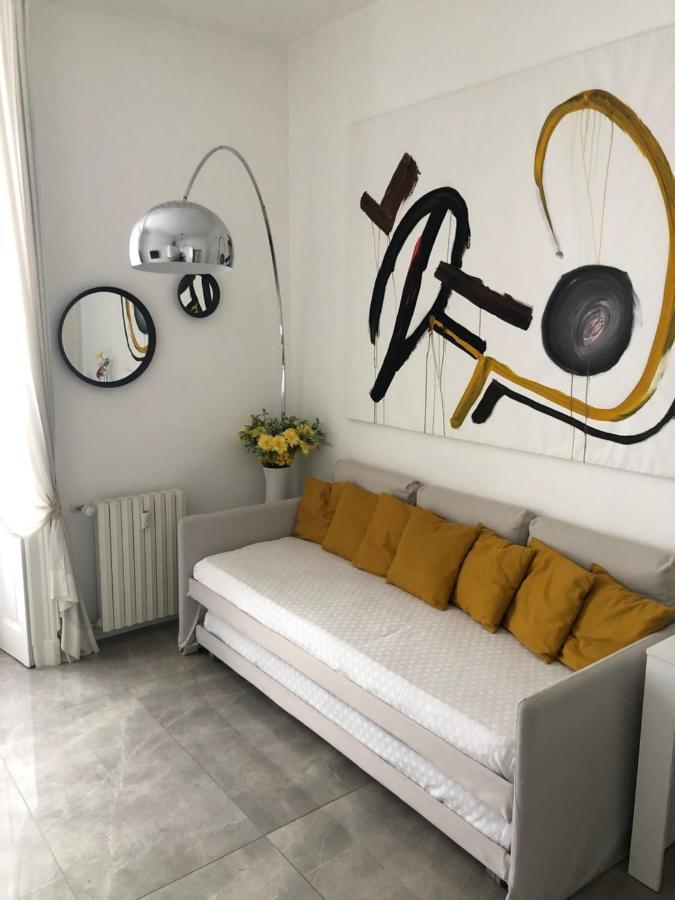 מילאנו Casa Alberto Da Giussano, Elegante Bilocale In Centro Con Balcone Sul Parco מראה חיצוני תמונה