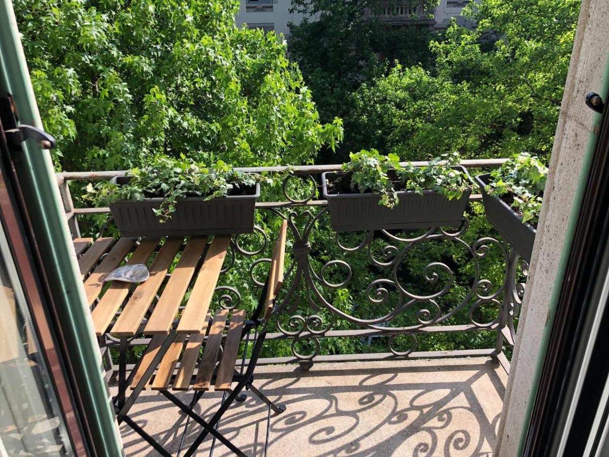 מילאנו Casa Alberto Da Giussano, Elegante Bilocale In Centro Con Balcone Sul Parco מראה חיצוני תמונה